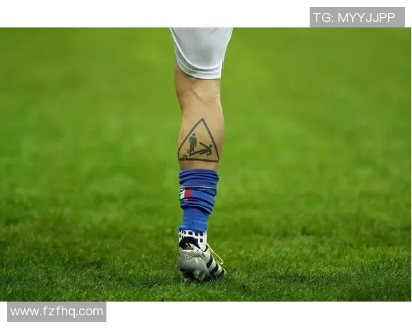足球明星身上的纹身艺术揭秘与图案背后的故事分享